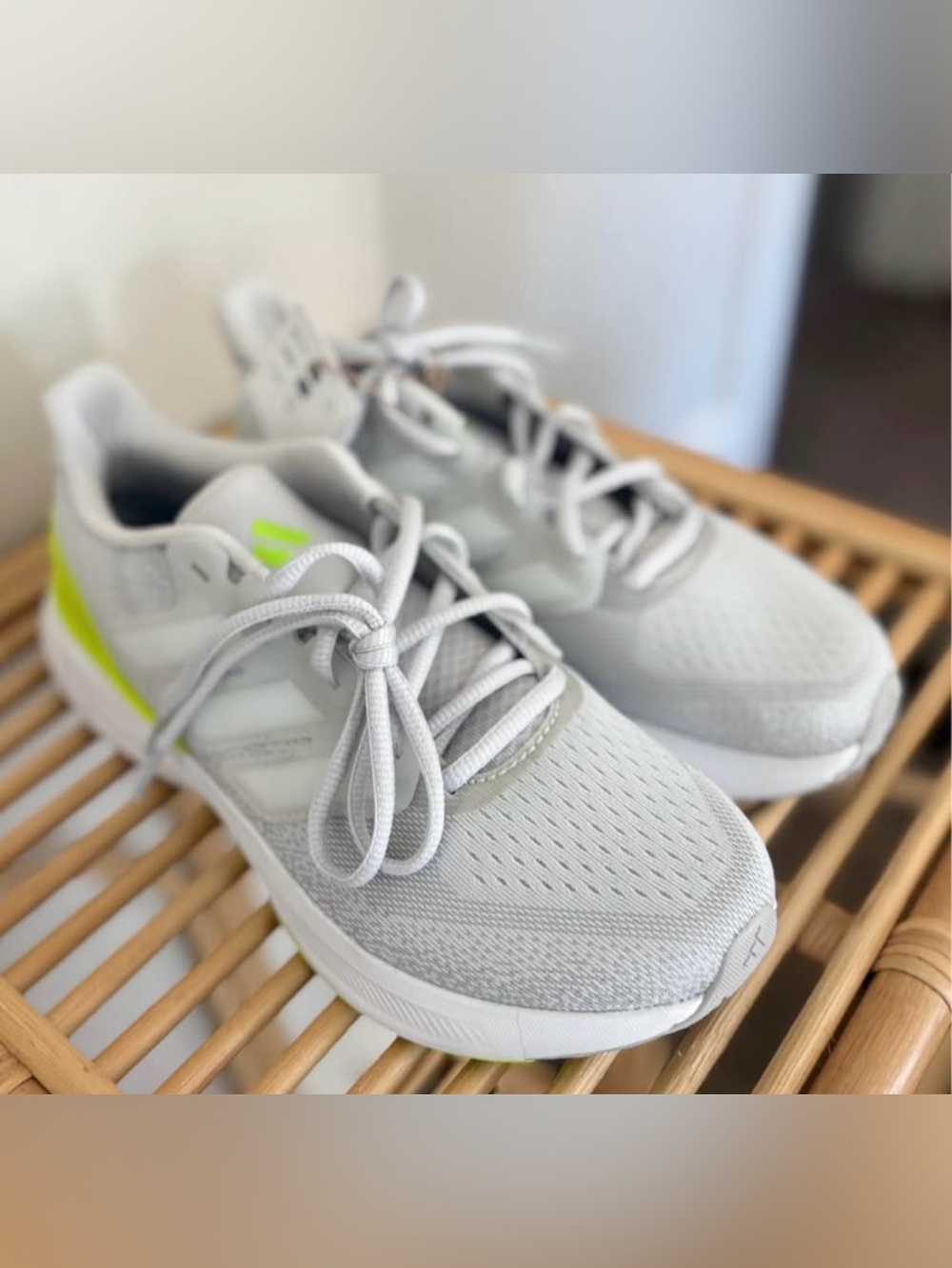NEW Women’s Addidas Ultra Run Sneakers